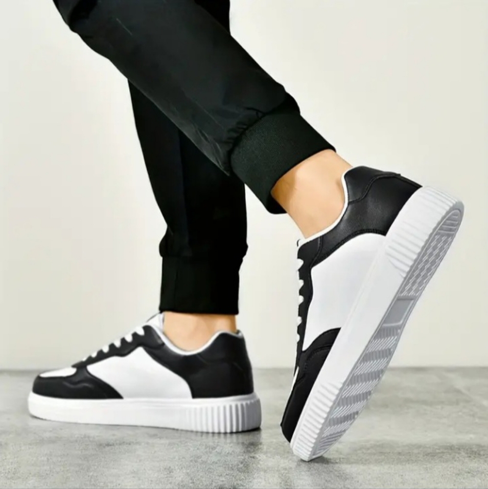Men White & Black low sneakers